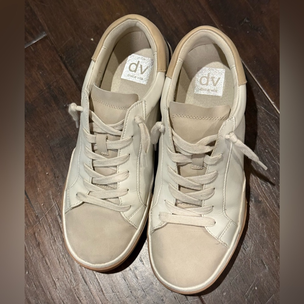 DV by Dolce Vita Cream Tan Sneakers Suede Upper